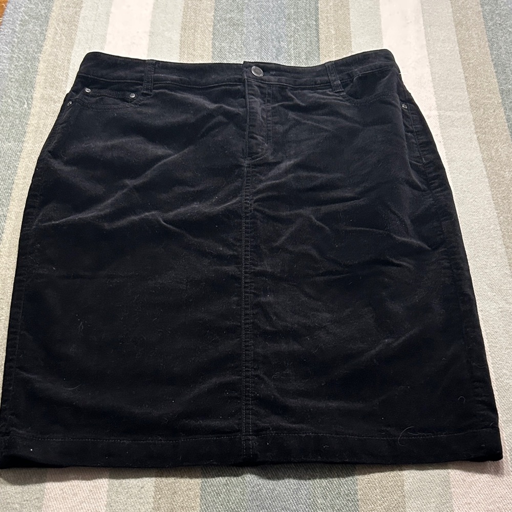 Charter Club Black Velvet Skirt- Size 6- New